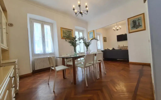 Villa Arcobaleno Rondò Garibaldi Sanremo