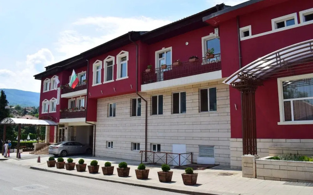 Balneo Hotel Tintyava