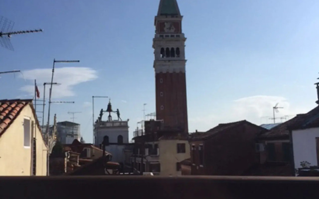 San Marco Apartment Near The Clock Tower
