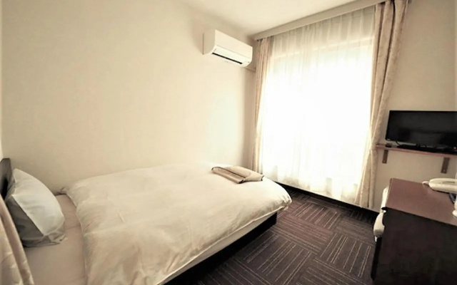 Business Hotel Urbanty Nishikujo – Guest Rooms – Osaka