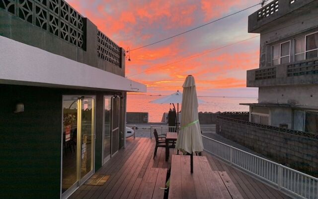 Sunset inn CHURASUN