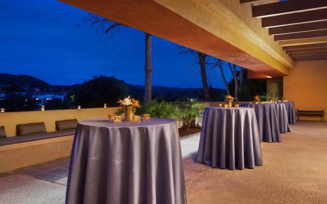 Sheraton Agoura Hills Hotel