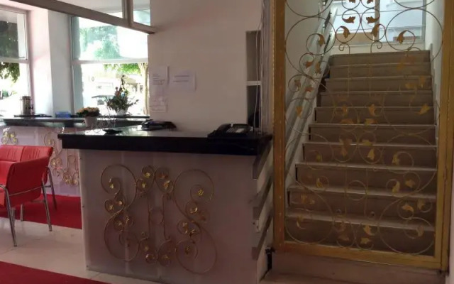 Fortune Center Hotel