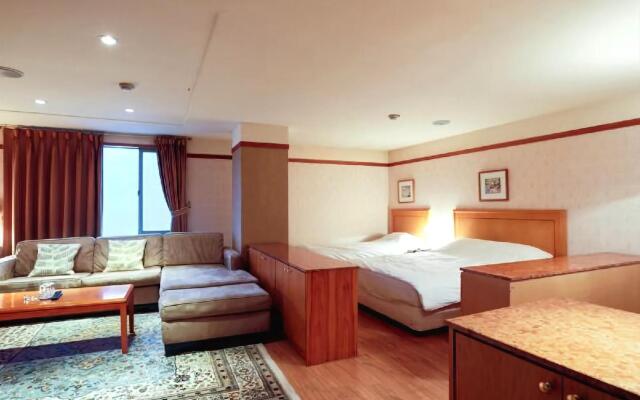 Gimcheon Park Tourist Hotel