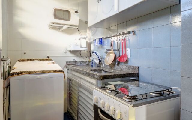 LinkHouse Beautiful High Floor 1-BDR c2-0036