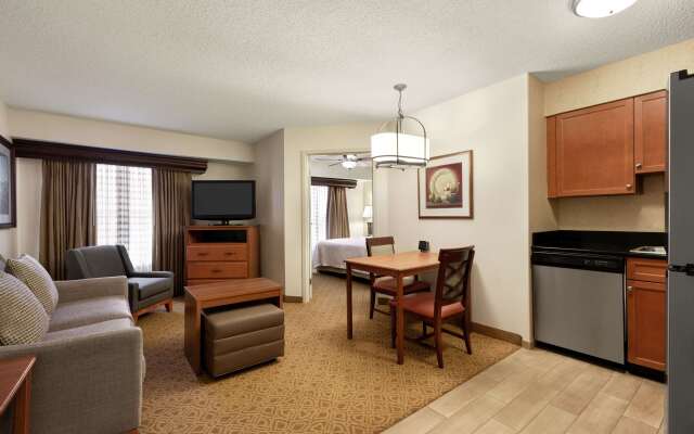 Homewood Suites Dallas/Park Central