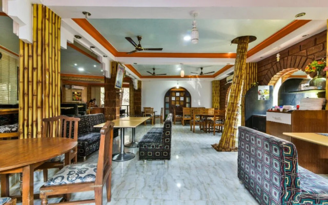 Palm Grove By OYO Rooms