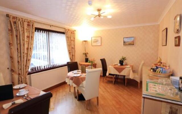 Lynver Guest House
