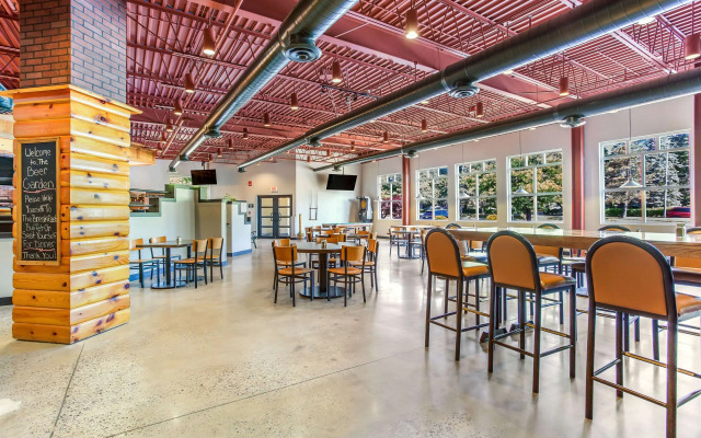 Burrstone Inn, an Ascend Collection Hotel