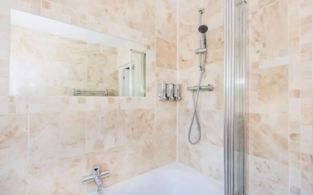 Beautiful 1-bed Apartment in York Near Gym