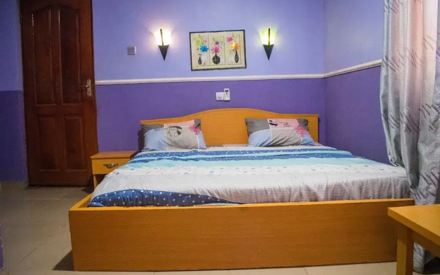 White Rose Suites