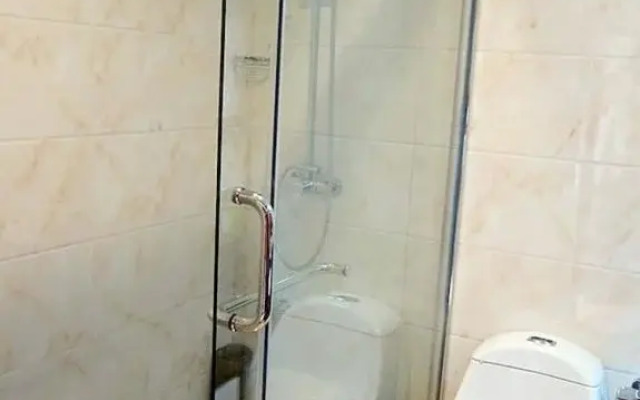 Dongshen Business Hotel