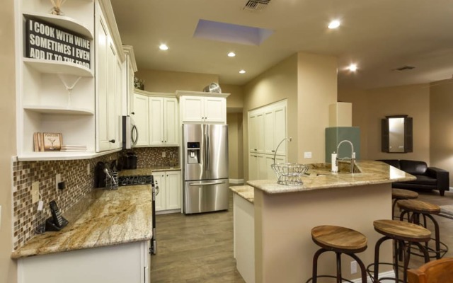 Hidden Oasis 3 BR by Casago