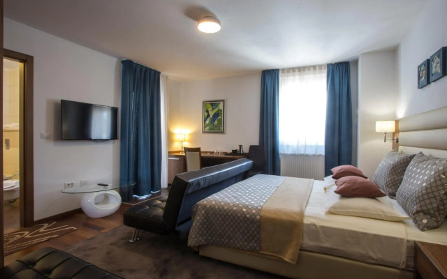 Hotel Villa Karda