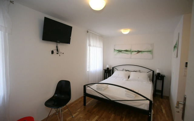 Rooms Biljana