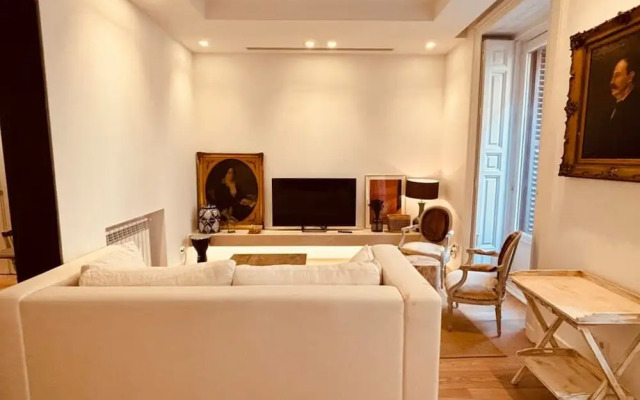 The Pelayo Majestic Luxury 3 Bedroom in Chueca