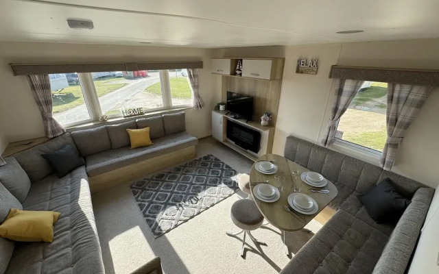 Coastal Caravan Perranporth