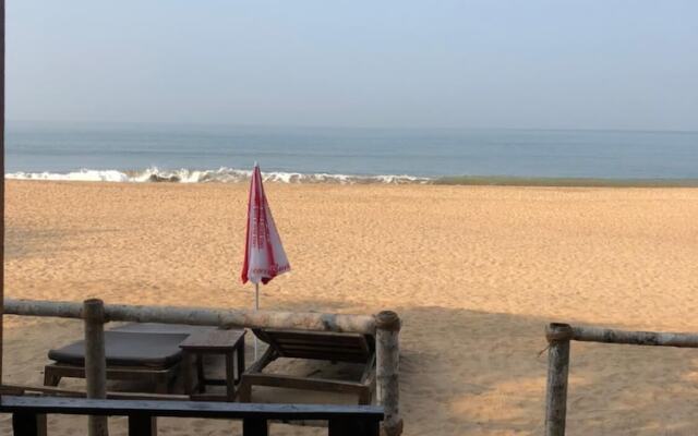 Madhu Beach Huts