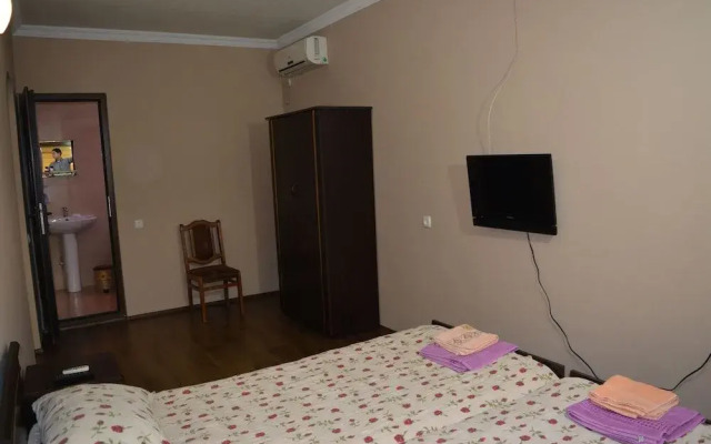 Hotel In The Middle of City