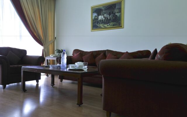 White House Hotel