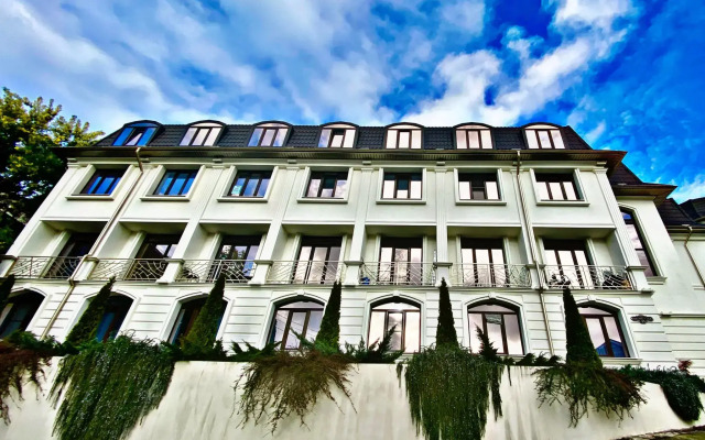 Orange Apart (Orange Apart) President