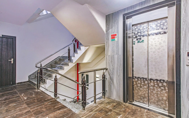 Super OYO Townhouse OAK The Platinum Studio 50