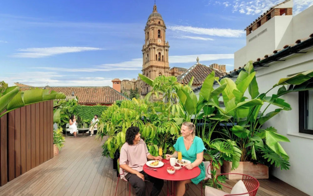 Coeo Fresca Roof Garden Signature Apartments