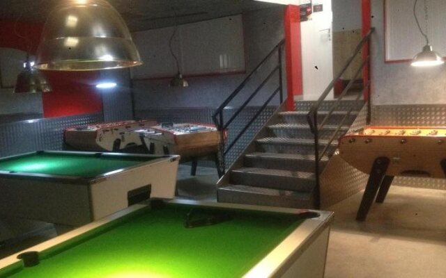 L'Excess Hotel