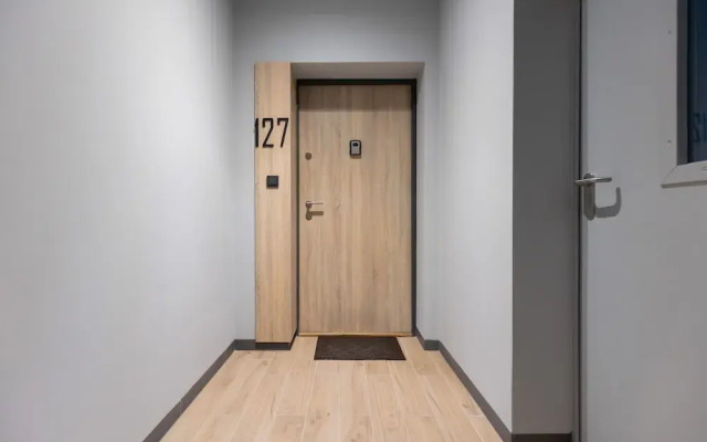 Optykow Apartment Warsaw by Renters