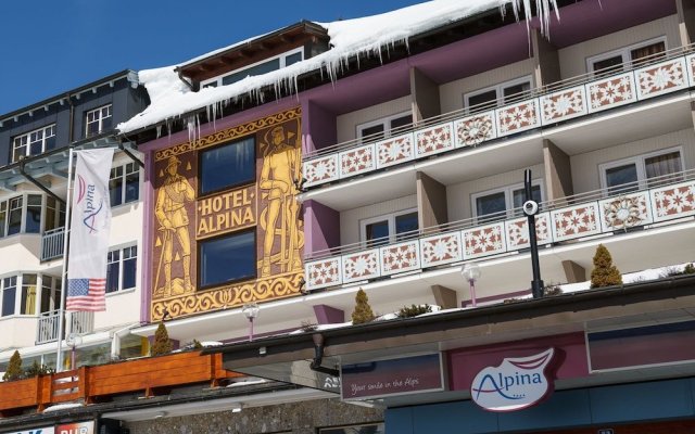 Hotel Alpina