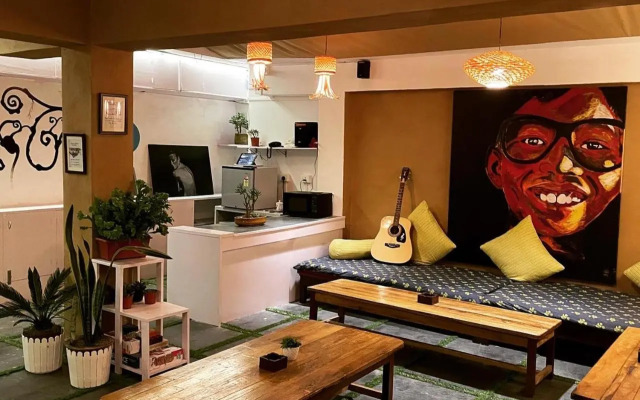 Hotel Anola