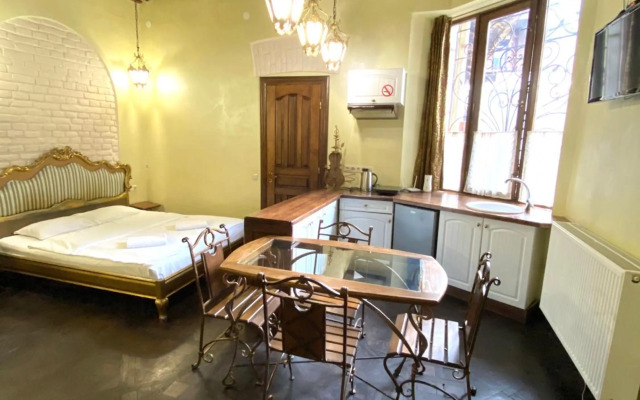 Апартаменти на Площі Ринок 39/15