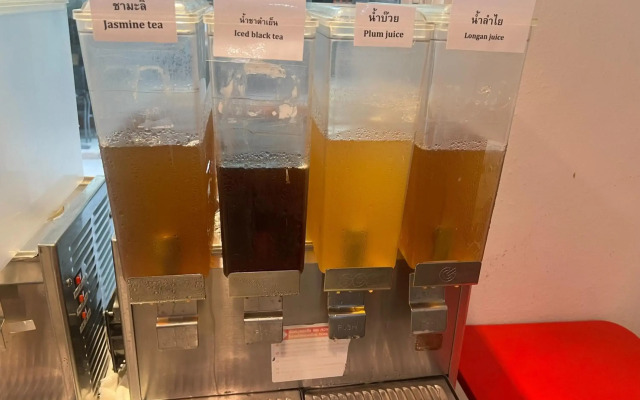 Alongkorn hotel by SB