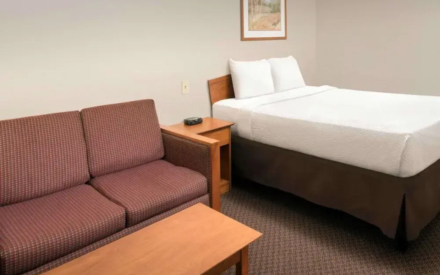 WoodSpring Suites Gainesville