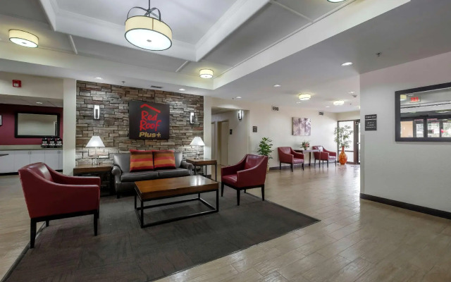 Red Roof Inn PLUS+ Gainesville