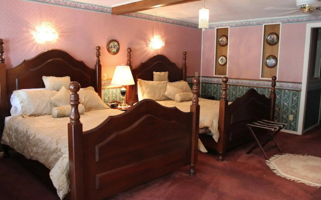 Tara Manor Inn