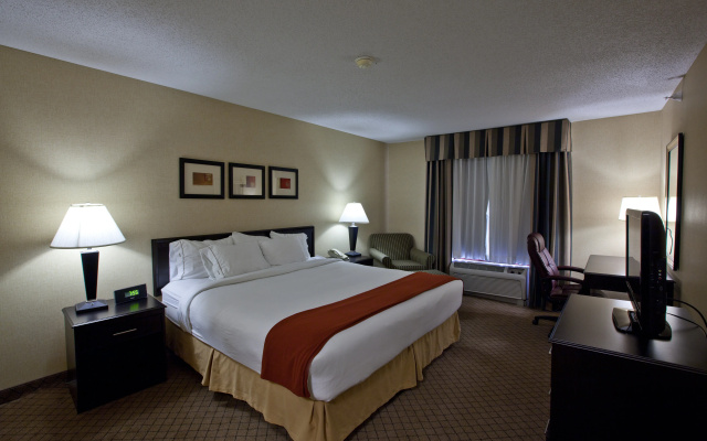 Holiday Inn Express Plymouth