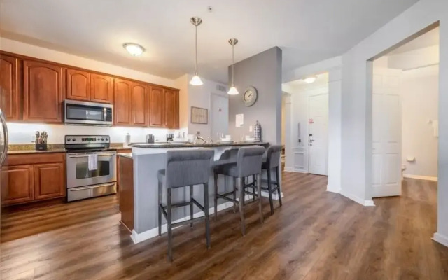 Vista Cay Electra 3 Bedroom Condo by RedAwning