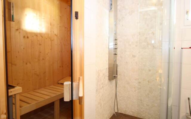 Fancy Chalet in Hohentauern With Sauna & Mountain Views