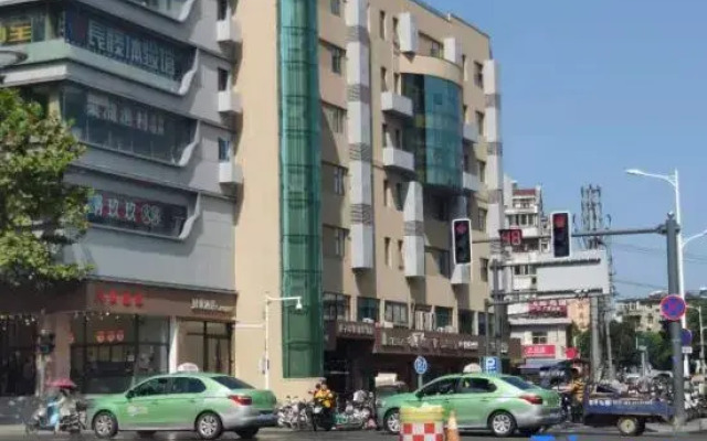 Homeinn · neo (Hefei Guogou Plaza Sanlian Subway Station)