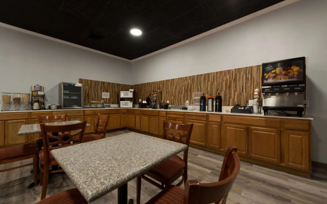 Quality Inn & Suites Manitou Springs at Pikes Peak