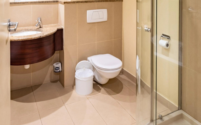 City Lodge Johannesburg Airport, Barbara Road