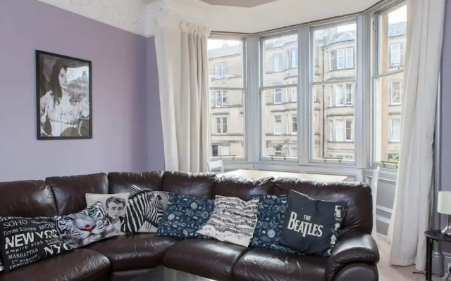 Stylish 3 Bedroom Flat