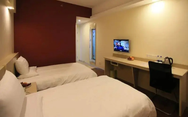 Hanting Express Xiamen Airport Branch Hotel