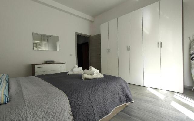 The Friend's House I