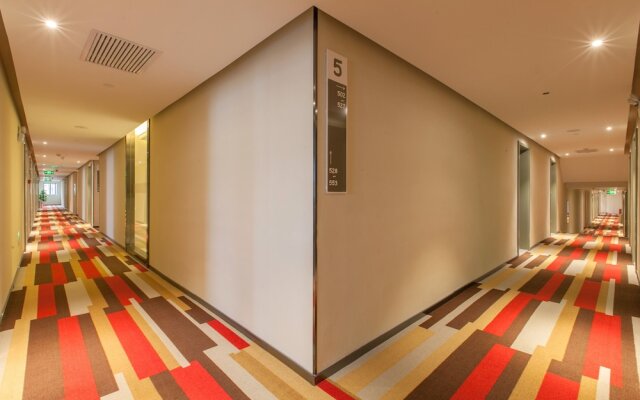 A-home Hotel