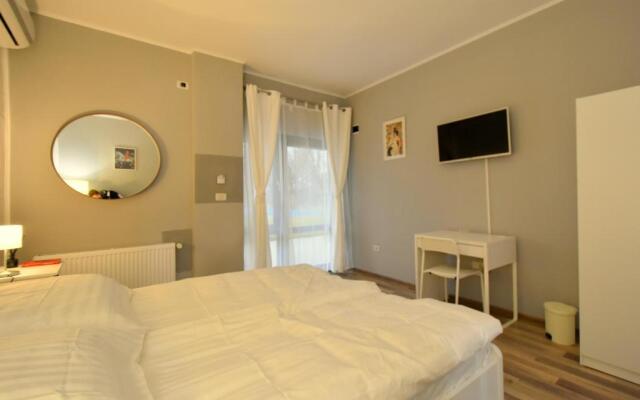 Neferprod Apartments - IS - CAM 04