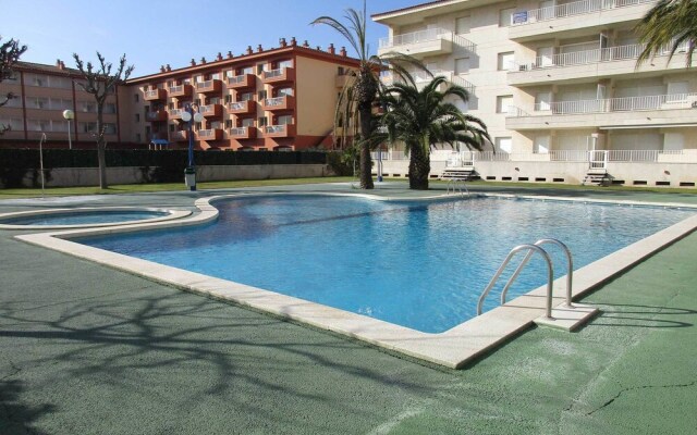 Blaumar B-18 Inmoestarit