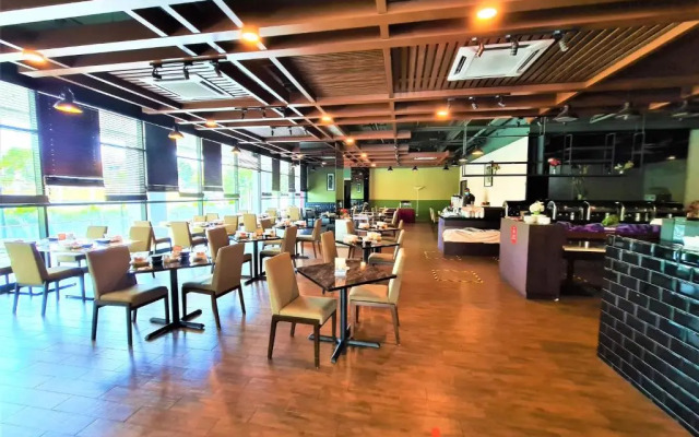 Nexus Regency Suites Hotel Subang Jaya