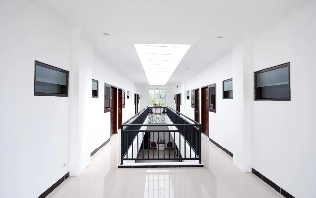 OYO 1611 Four D'home